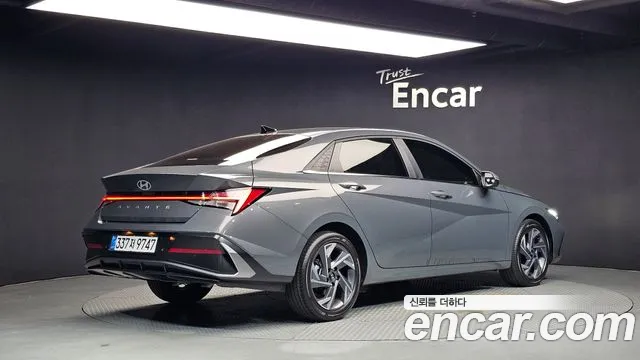 Hyundai Avante — Фото автомобиля 2