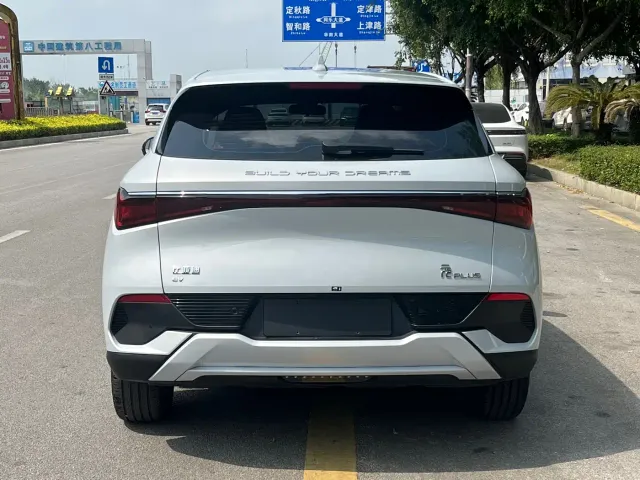 BYD Yuan PLUS — Фото автомобиля 5