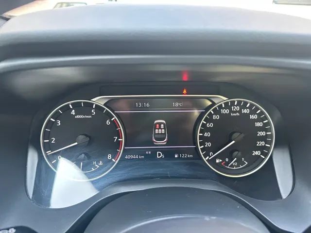 Nissan Qashqai — Фото автомобиля 8