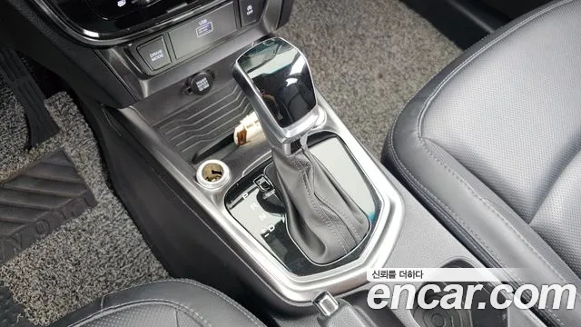KG_Mobility_Ssangyong TIBOLI Very New Tivoli Бензин 1.5 2WD — Фото автомобиля 9