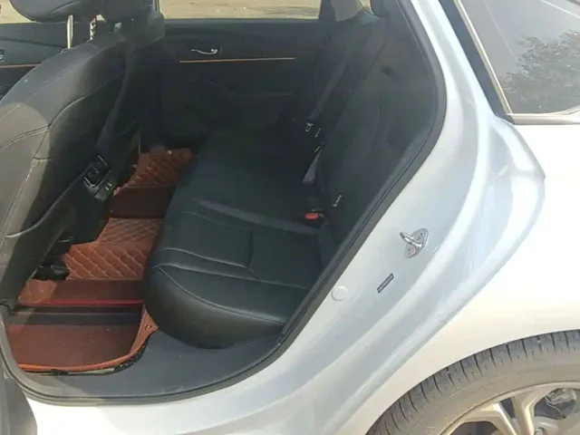 Honda Accord — Фото автомобиля 21