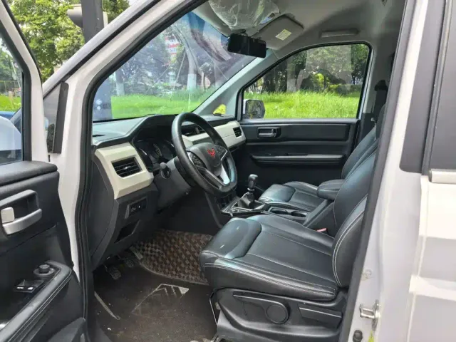 Wuling Zhengcheng — Фото автомобиля 19