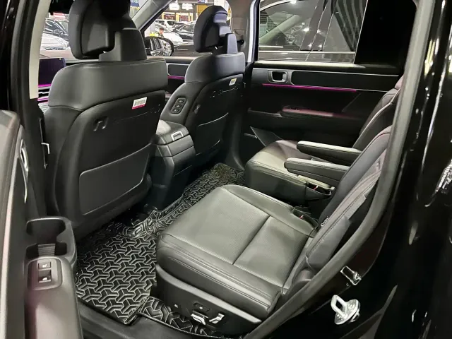 Hyundai Santa Fe — Фото автомобиля 9