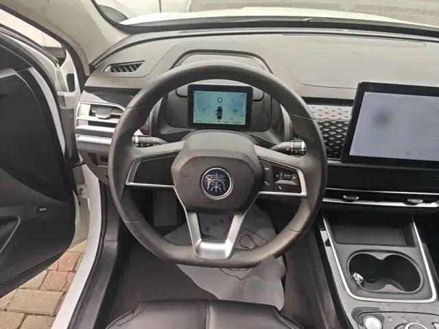 BYD Qin PLUS — Фото автомобиля 10