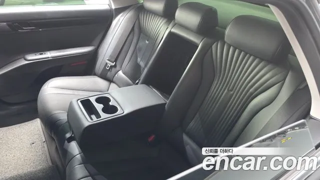 Hyundai Grandeur GN7 — Фото автомобиля 29