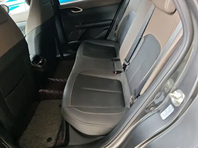 Changan Eado — Фото автомобиля 16
