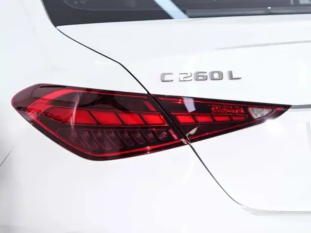 Mercedes-Benz Mercedes-Benz C-Class 2025 Facelift C 260 L Sport Edition — Фото автомобиля 11
