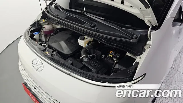 Hyundai Staria — Фото автомобиля 9