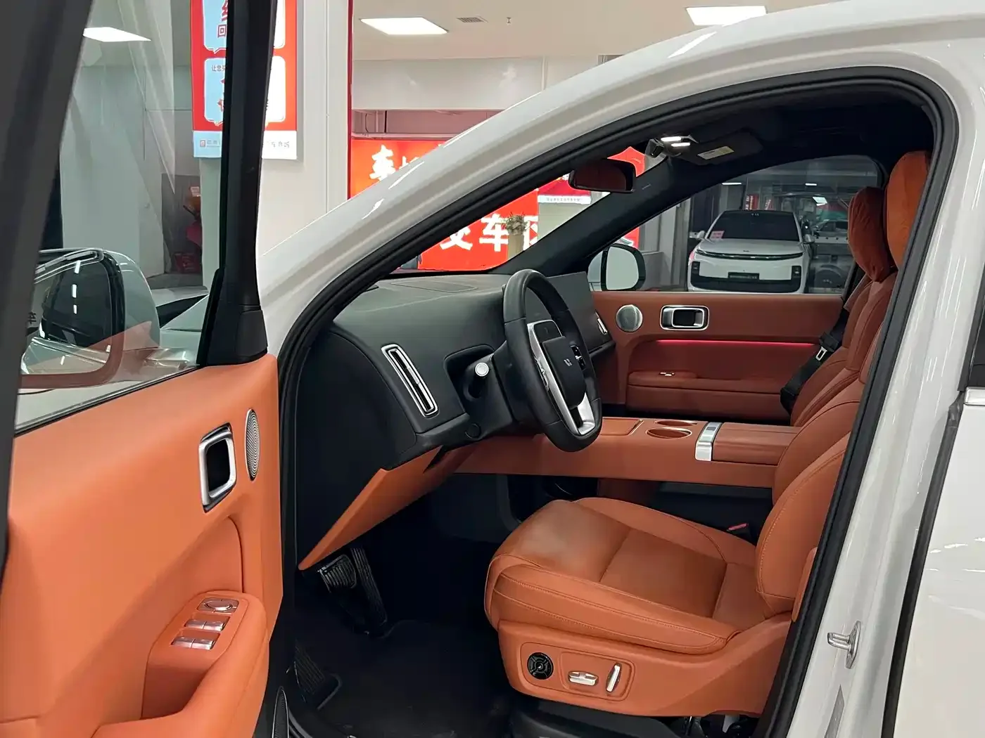 Li Auto Li Auto L6 2024 Pro — Фото автомобиля 4
