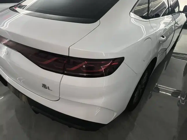 BYD Qin L — Фото автомобиля 7