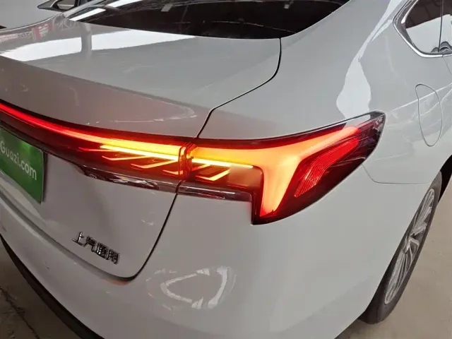 Buick LaCrosse — Фото автомобиля 23