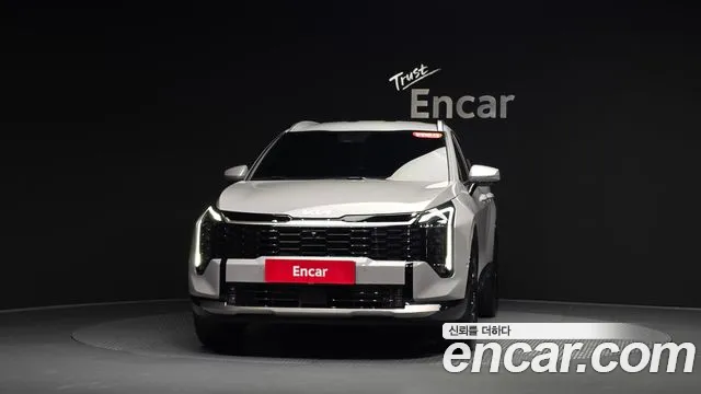 Kia Sportage Бензин 1.6 турбо 2WD — Фото автомобиля 2