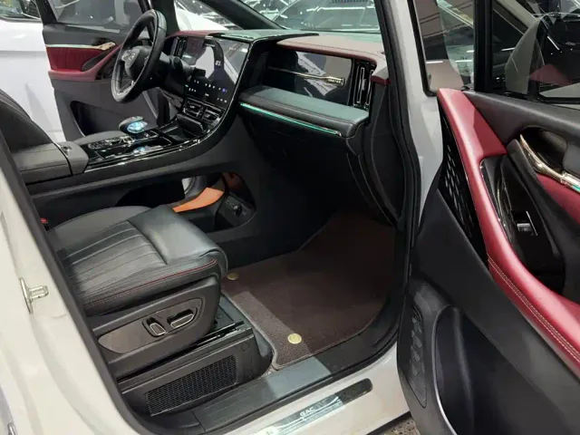 GAC Trumpchi M8 — Фото автомобиля 2