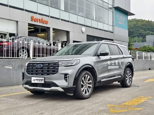 Фотография автомобиля — Ford Explorer