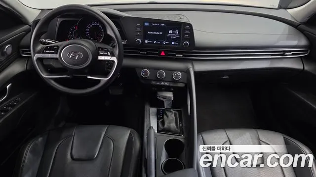 Hyundai Avante CN7 — Фото автомобиля 7