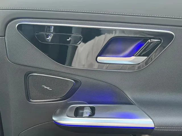 Mercedes-Benz C-Class — Фото автомобиля 13