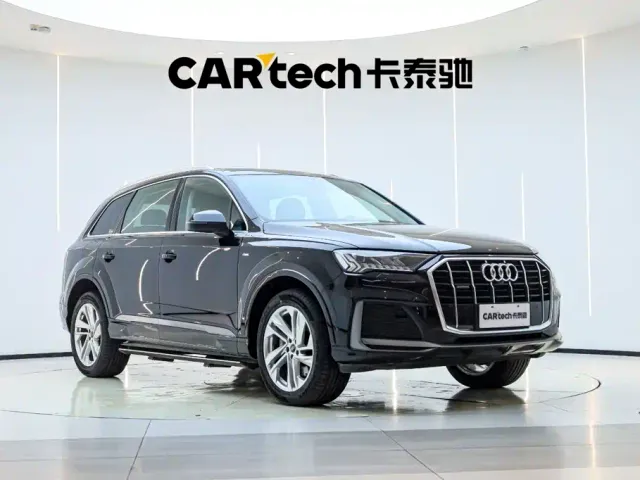 Audi Q7 — Фото автомобиля 5