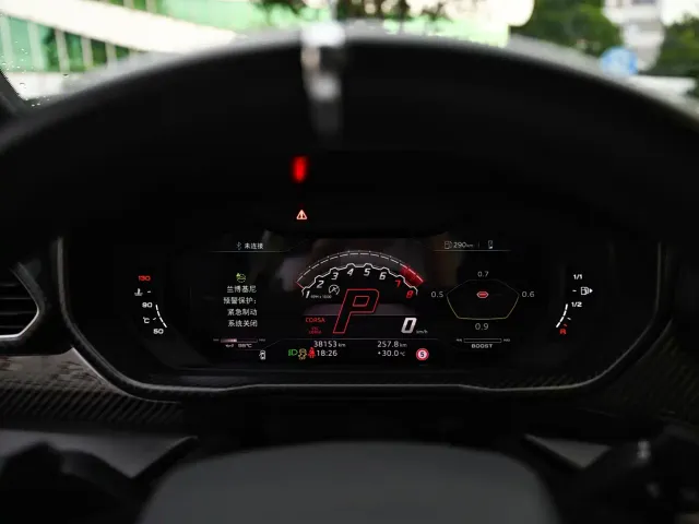 Lamborghini Urus — Фото автомобиля 10