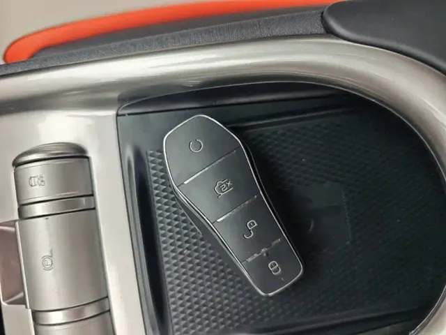 BYD Dolphin — Фото автомобиля 8