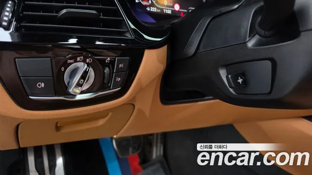 BMW 5 Series G30 — Фото автомобиля 28