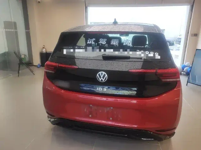 Volkswagen ID.3 — Фото автомобиля 5