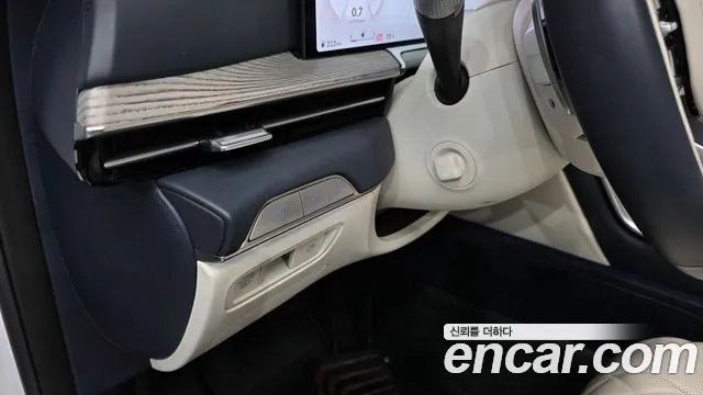 Genesis GV80 — Фото автомобиля 24