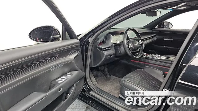 Genesis G90 Бензин 3.5 турбо AWD — Фото автомобиля 10