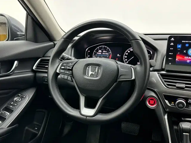 Honda Accord — Фото автомобиля 22