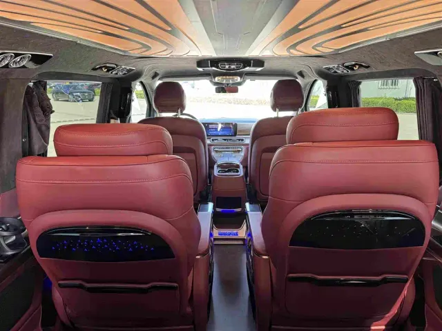 Mercedes-Benz V-Class — Фото автомобиля 24