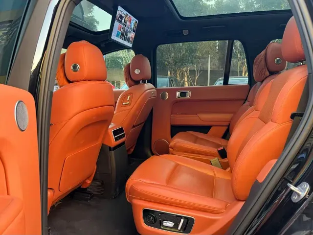 Li Auto L9 — Фото автомобиля 5
