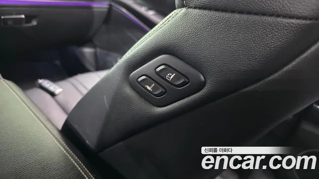 Genesis GV80 — Фото автомобиля 26
