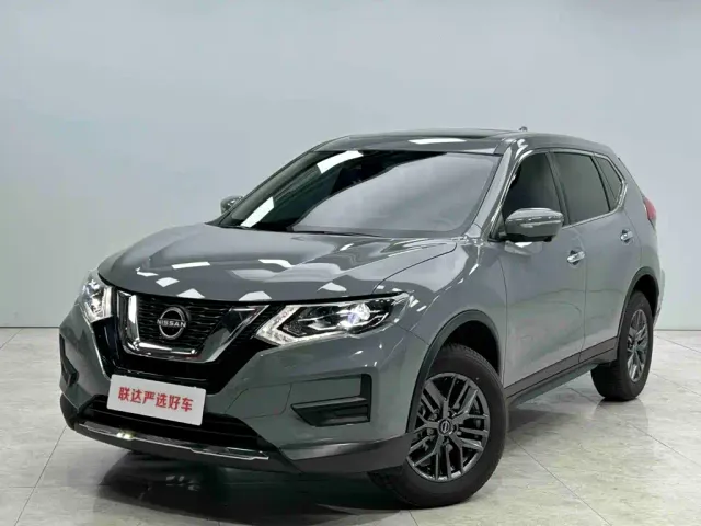 Nissan X-Trail — Фото автомобиля 2