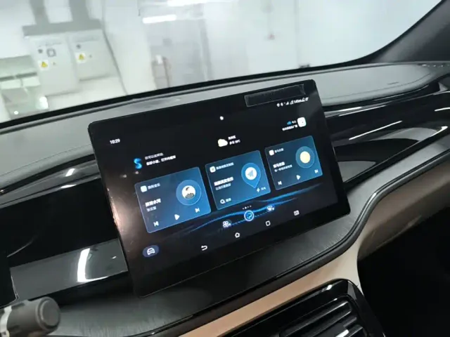 BYD Qin PLUS — Фото автомобиля 12