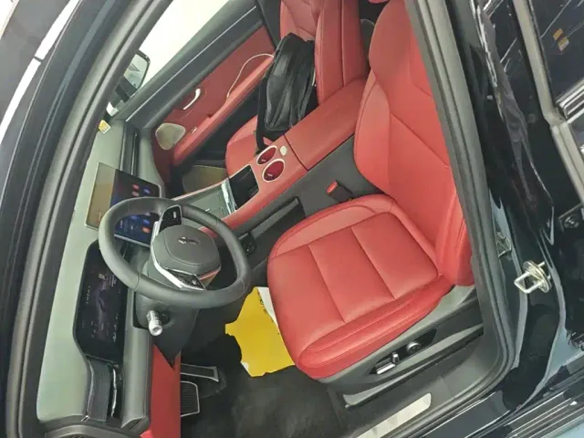 Aito M5 — Фото автомобиля 14