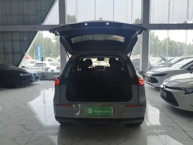Geely Galaxy E5 — Фото автомобиля 18
