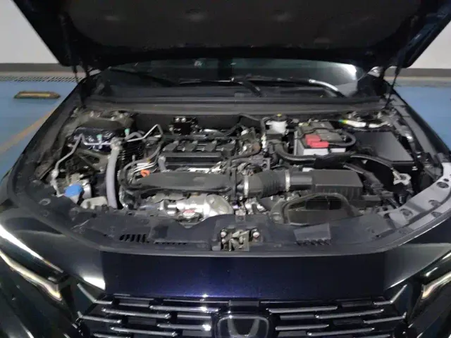 Honda Accord — Фото автомобиля 10