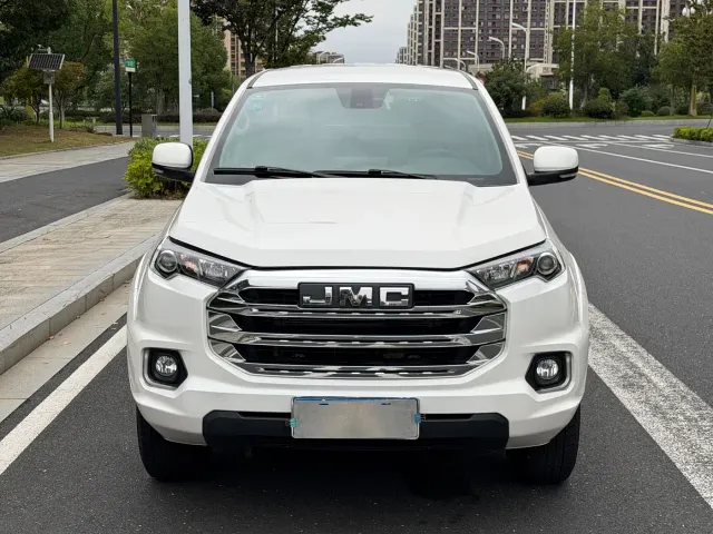 JMC Vigus 7 — Фото автомобиля 2