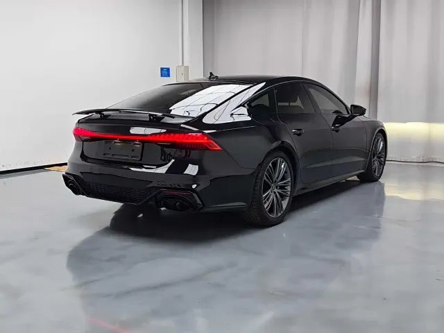 Audi A7 — Фото автомобиля 19