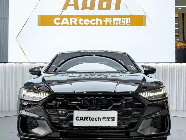 Audi A7L — Фото автомобиля 2