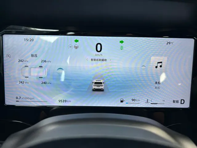 Geely Xingyue L — Фото автомобиля 10