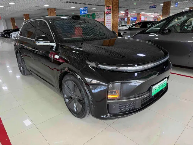 Li Auto L7 — Фото автомобиля 3