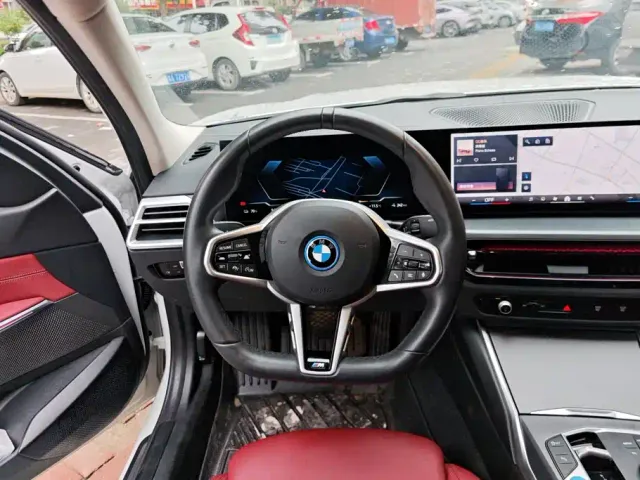 BMW i3 — Фото автомобиля 15