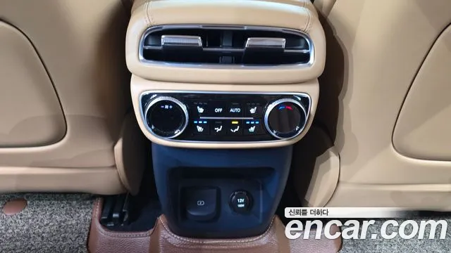 Genesis GV80 2.5T Бензин AWD — Фото автомобиля 19