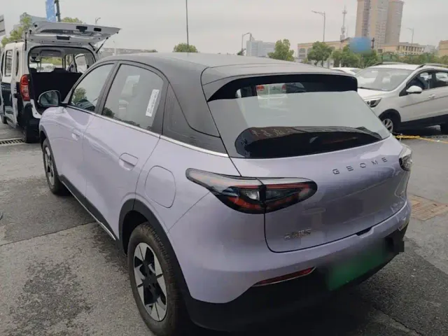 Geely Starry Wish — Фото автомобиля 4