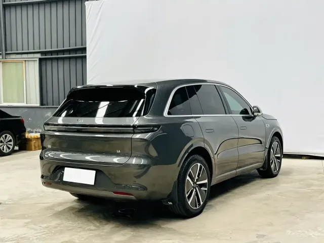 Li Auto Li Auto L6 2024 Pro — Фото автомобиля 6