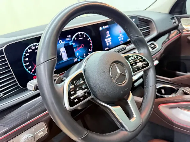 Mercedes-Benz GLE-Class — Фото автомобиля 16
