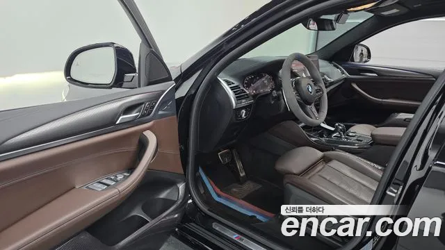 BMW X4 xDrive20i M Sport — Фото автомобиля 9