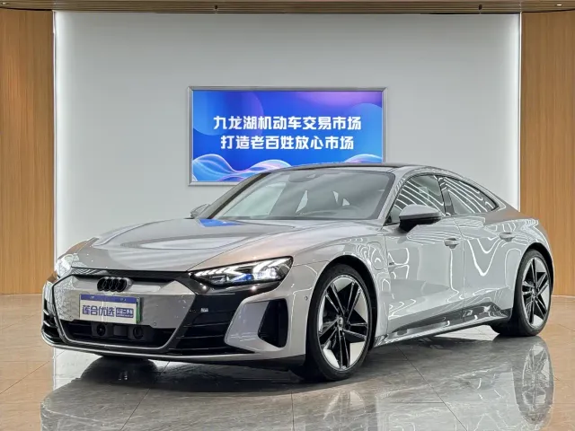 Фотография автомобиля — Audi e-tron GT