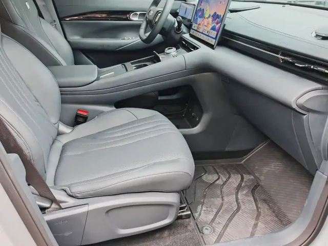 Geely Galaxy E5 — Фото автомобиля 12