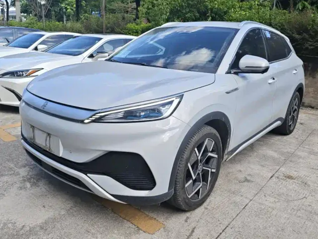 Фотография автомобиля — BYD Yuan PLUS